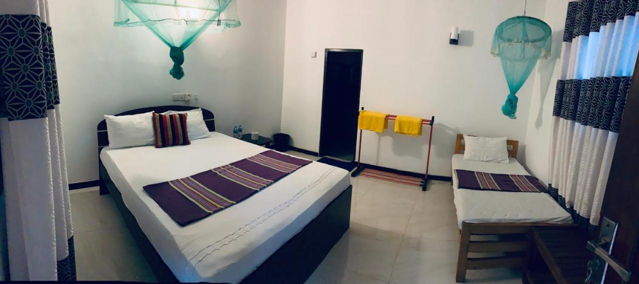 Lal Home Stay Sigiriya Ngoại thất bức ảnh